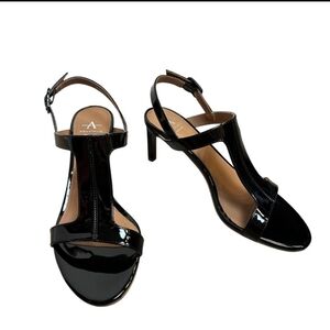 Aquatalia Black Heels T-Strap Patent Leather Sandals